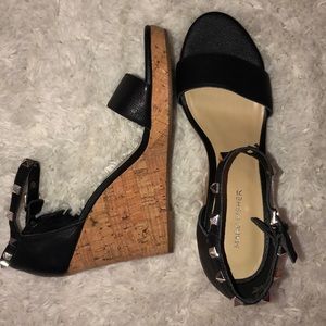 Wedges - Marc Fisher